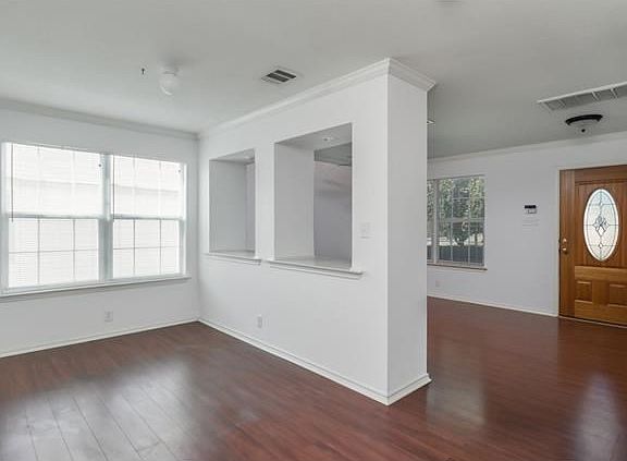 4th image of 103 Capistrano Dr
