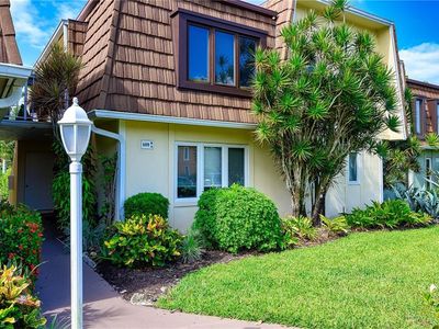 409 Meadowlark LN #409B, Naples, FL, 34105