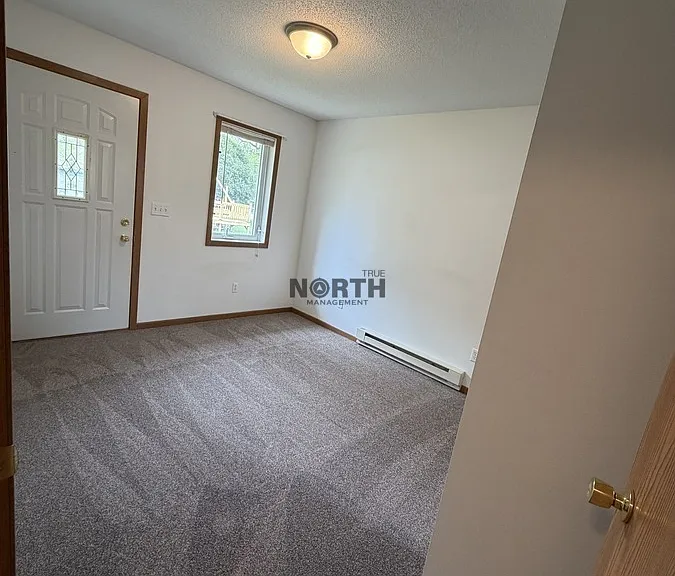 320 Irving St — Photo 14