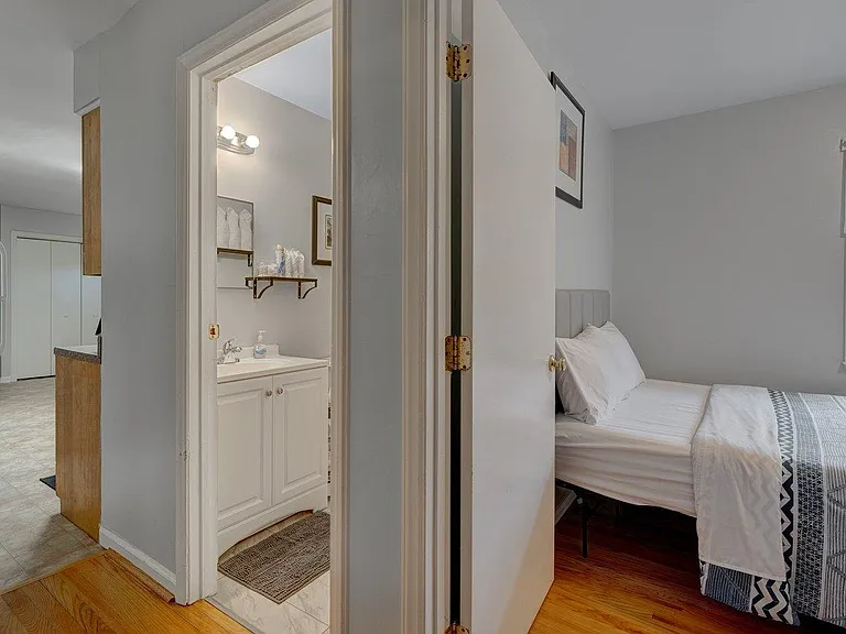 2408 Shirley St — Photo 11