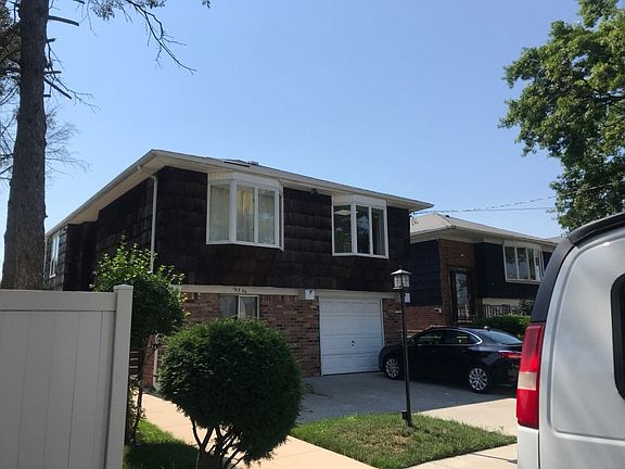 2nd image of 16346 92nd St