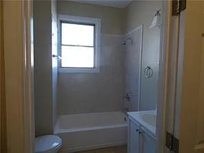 5109 Burgundy St — Photo 7
