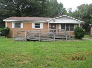 1231 Echo Glen Rd, Charlotte, NC 28213