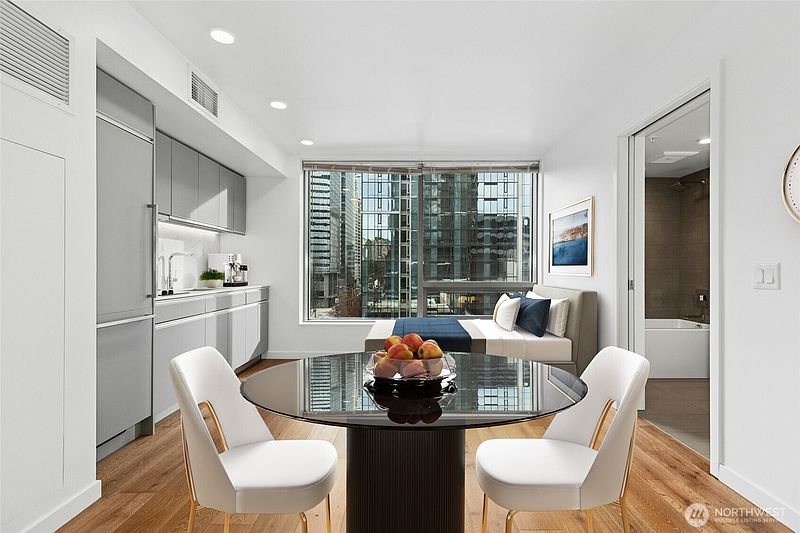 4th image of 1808 Minor Avenue #500