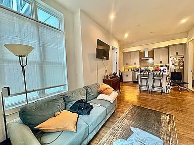4th image of 62 Greenpoint Ave #2D
