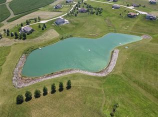 20800 90th St, Anamosa, IA 52205