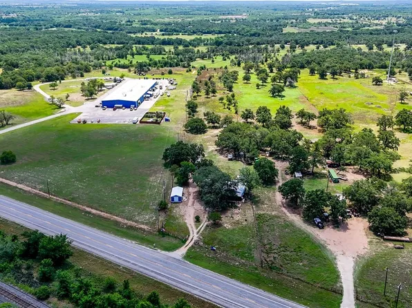 15521 E Highway 90, Kingsbury, TX 78638