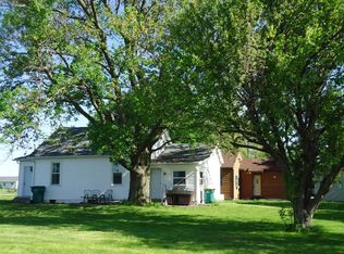 306 S 1st St, Standard, IL 61370