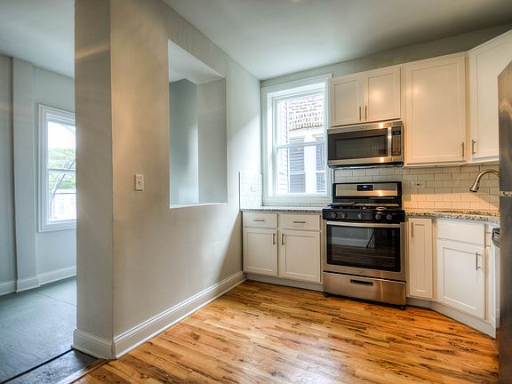 5th image of 2111 N Western Ave APT 2R