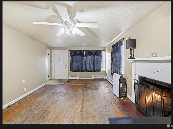 3rd image of 115 W Perrin St