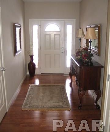 4th image of 822 Grandyle Dr