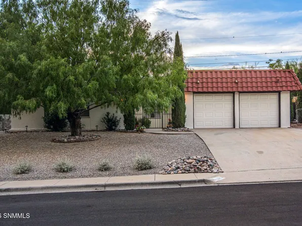1714 Royal Dr, Las Cruces, NM 88011