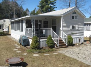 27 Ocean Park Rd, Saco, ME 04072