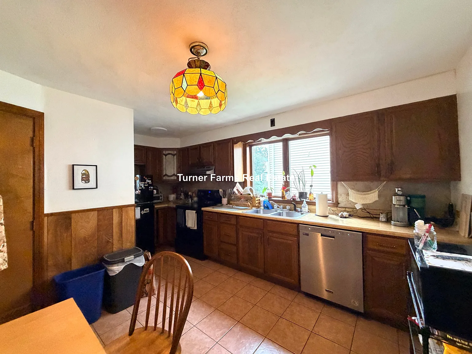 3 bed, 9999 sqft, $3,700 — Photo 2