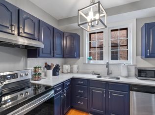 326 S Hanley Rd #1N, Saint Louis, MO 63105