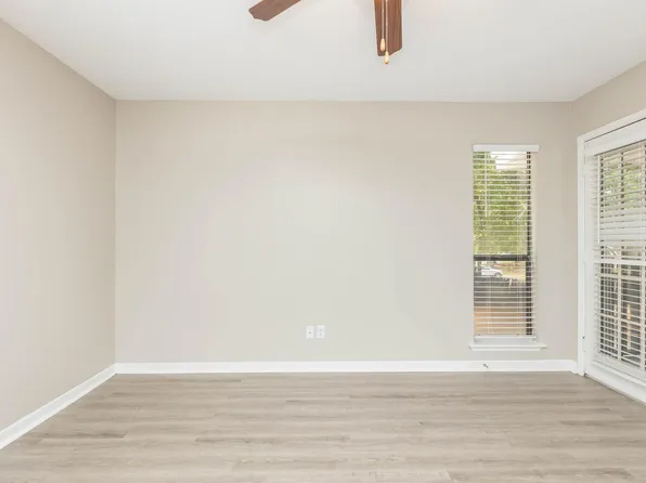 Blake's Crossing Apartments