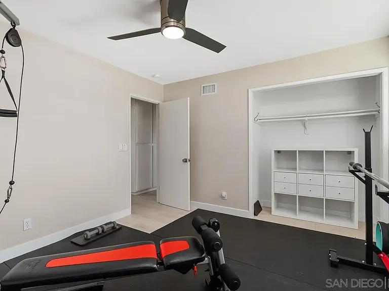 1516 Encino Ave #B — Photo 27