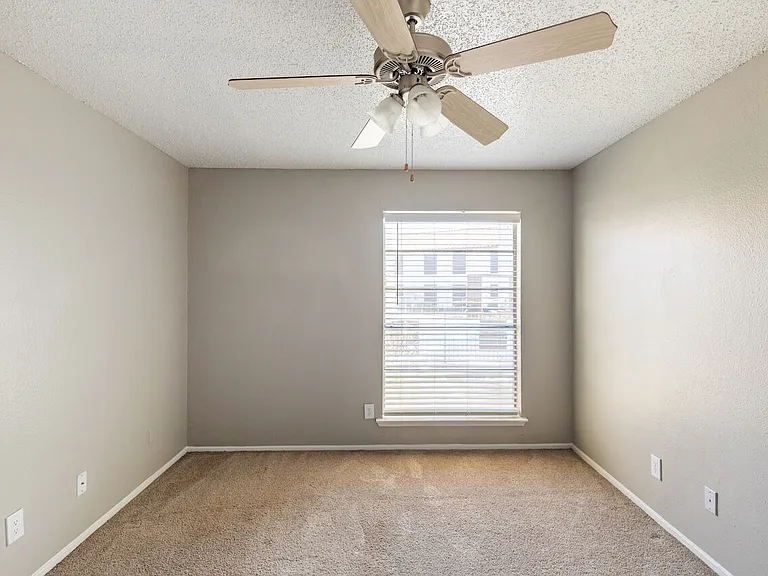 Athena Apartments — Photo 35