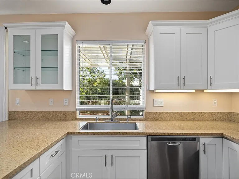 9 Acorn Rdg — Photo 18