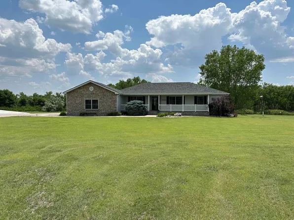 2007 Deer Trail Rd, Hays, KS 67601