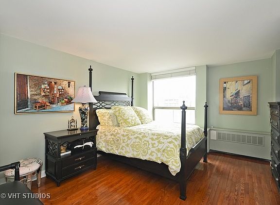 5th image of 1360 N Sandburg Ter APT 2502