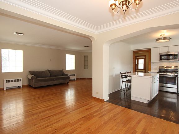 5th image of 1647 Kenilworth Ave