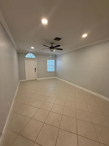 81 Legacy Ct Photo 1