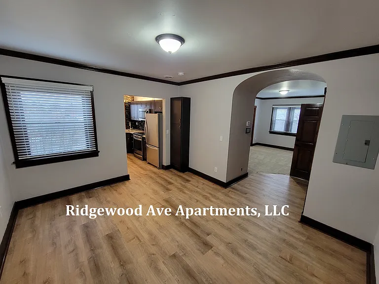 400 Ridgewood Ave #1 — Photo 13