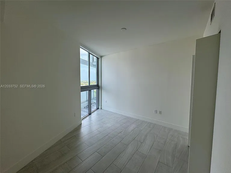 2000 Metropica Way #810 — Photo 19