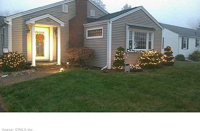 1st image of 202 Starr Dr