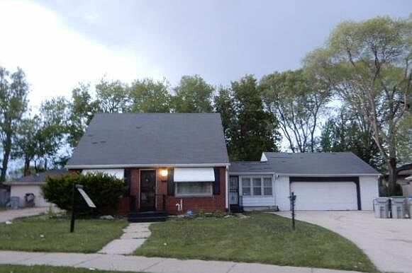1st image of 7518 W Medford AVENUE