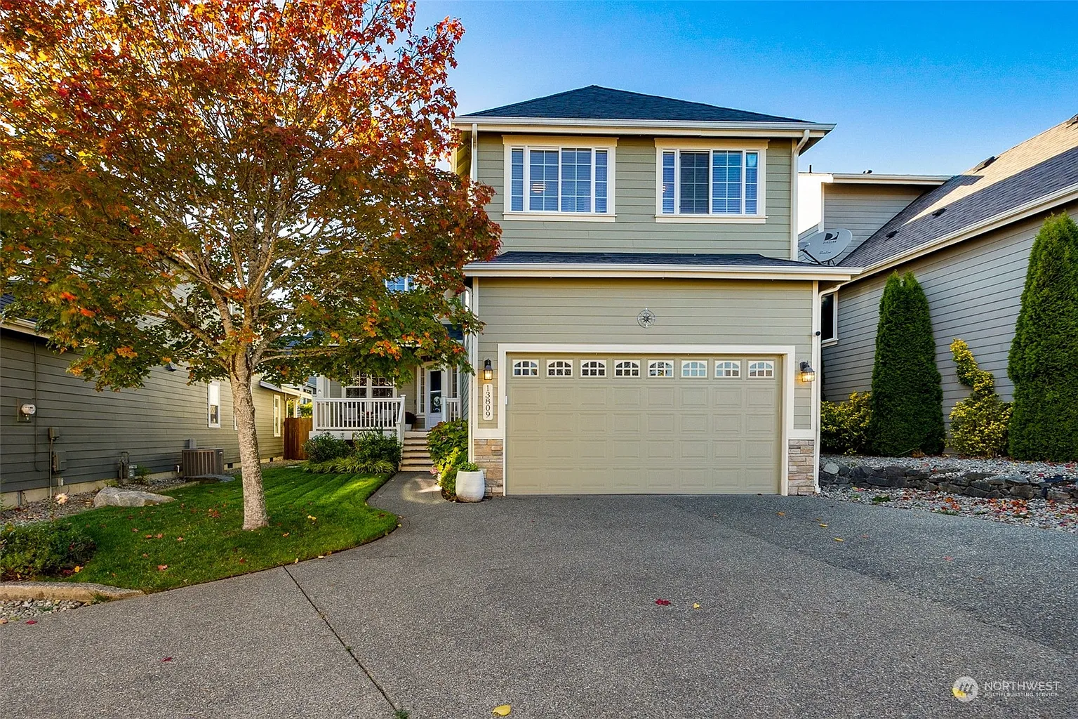 13809 170th Street E photo 1