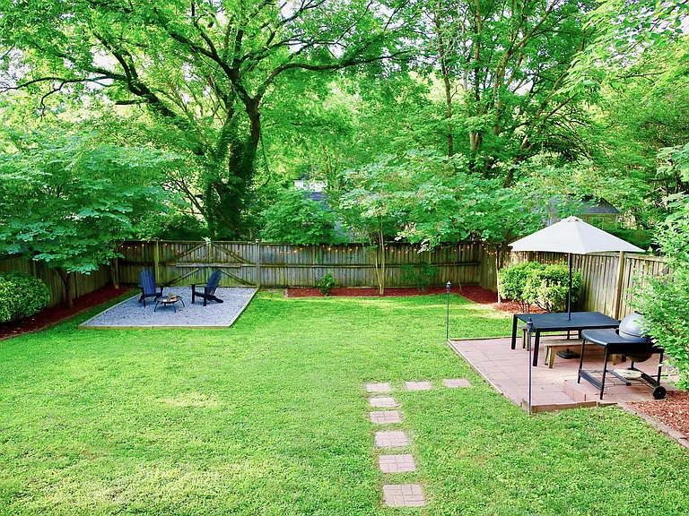 1408 Oakhurst Dr — Photo 14