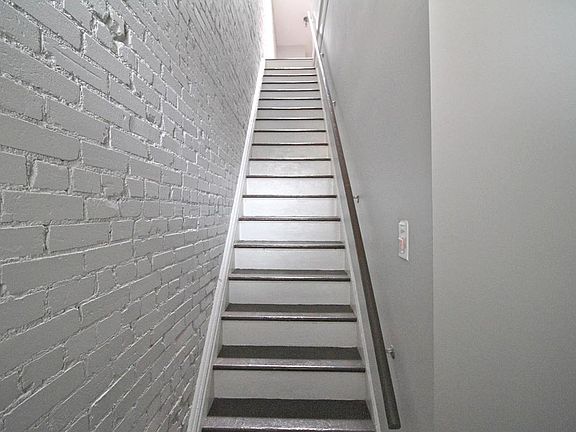 4th image of 300 N Euclid Ave #306A