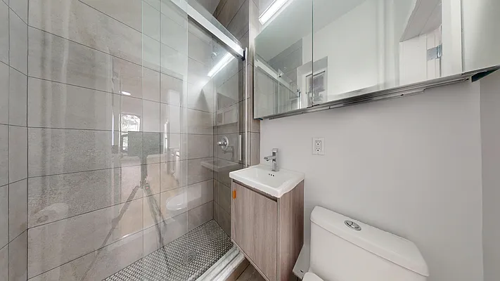 Rented by Bond New York | media 13