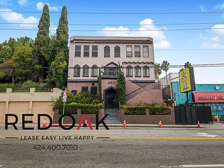 4811 Melrose Ave #205 — Photo 3