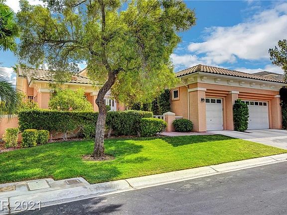 2nd image of 2040 Glenview Dr