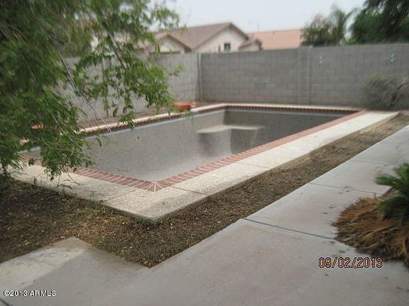 3rd image of 8228 W Tonto Ln