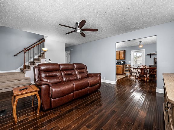4th image of 2087 Horncastle Dr
