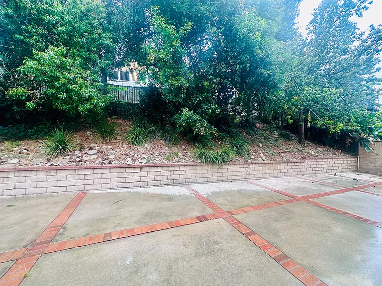 10292 Southridge Dr — Photo 23