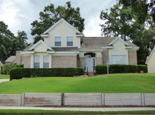 2077 Sawgrass Dr, Apopka, FL 32712