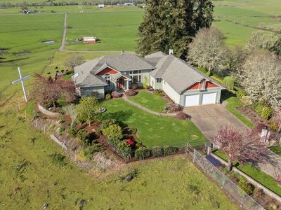 1791 Scotts Valley Rd, Yoncalla, OR, 97499