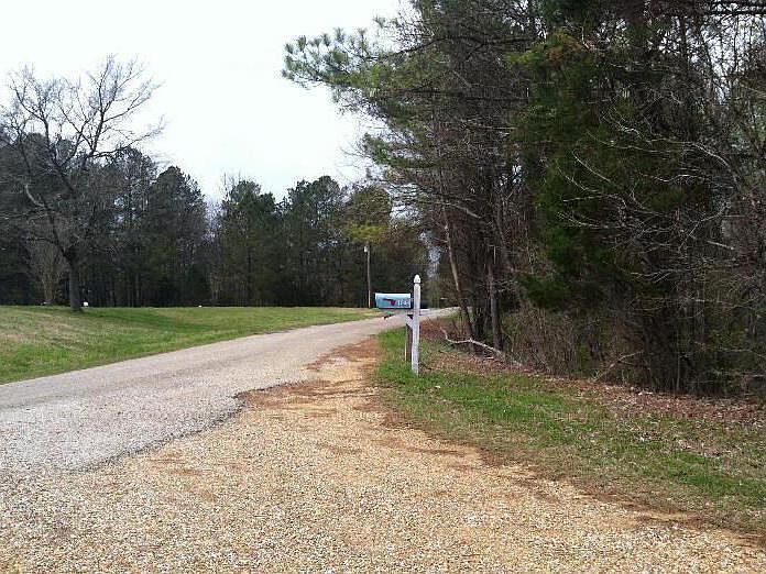 2nd image of 1603 Chapman Rd