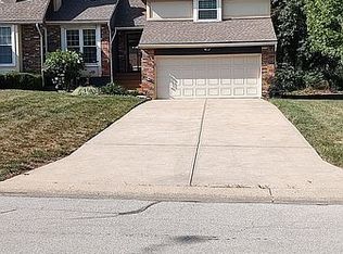 622 E 120th St, Kansas City, MO 64145