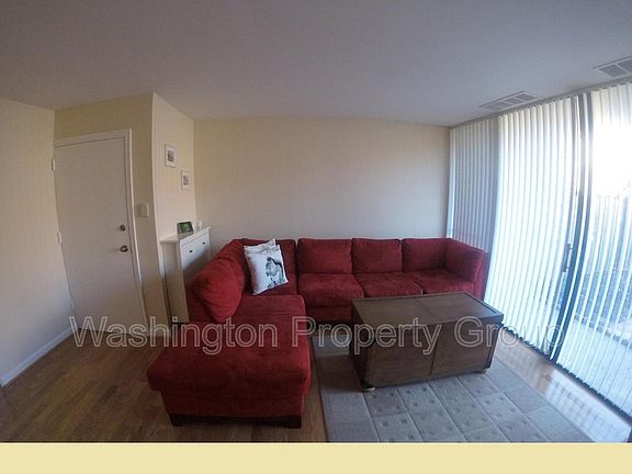 2nd image of 736 Quince Orchard Blvd