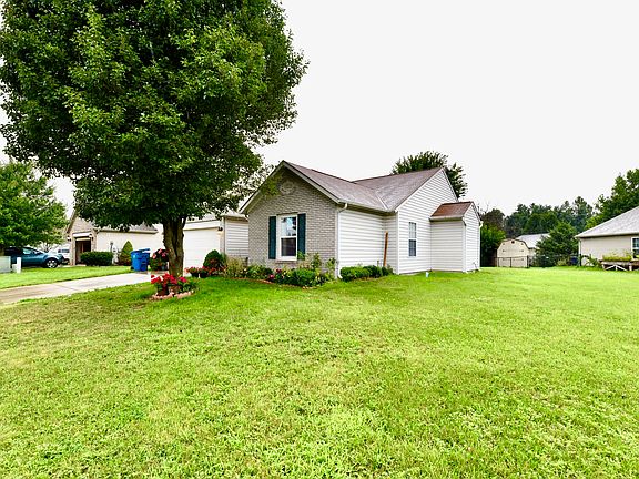 3rd image of 2418 Bristlecone Dr