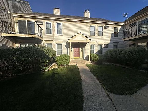 3rd image of 6734 Park Ridge Drive #D