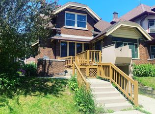 1033 S 29th St, Milwaukee, WI 53215