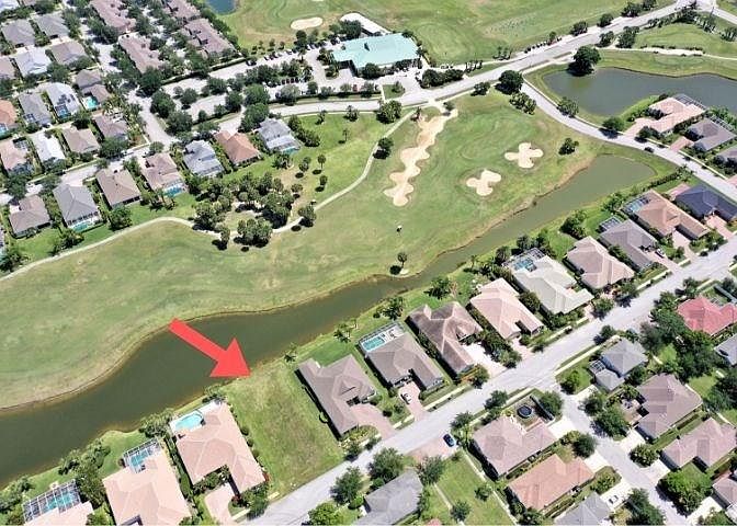 1st image of 7572 S Village Sq