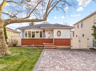 428 Armstrong Ave, Staten Island, NY
